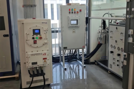 高低溫控溫設(shè)備是如何實(shí)現(xiàn)精準(zhǔn)控溫的？